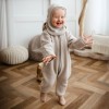 Beigefarbener Overall mit Kapuze aus Merinowolle