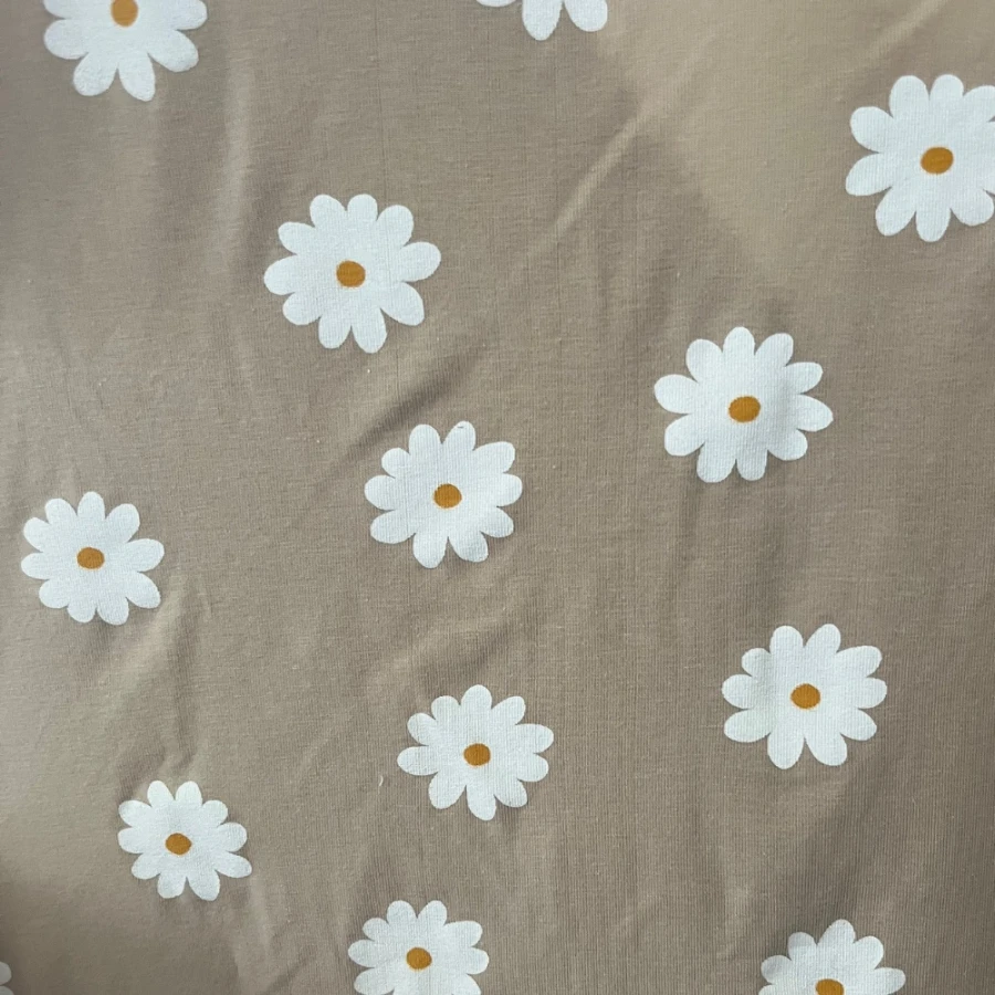 Linda Umstands- und Stillnachthemd beige mit Gänseblümchen