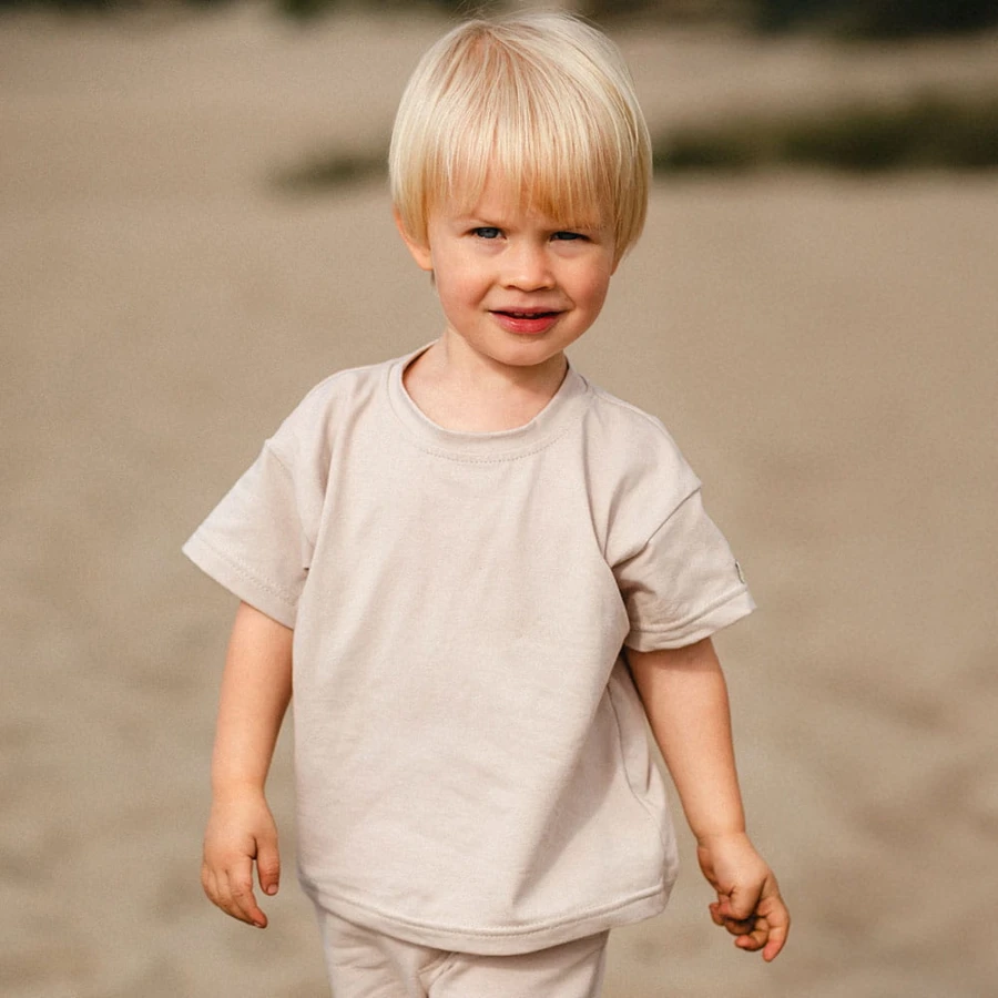 Beiges Kinder-T-Shirt