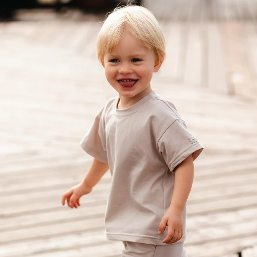 Beiges Kinder-T-Shirt