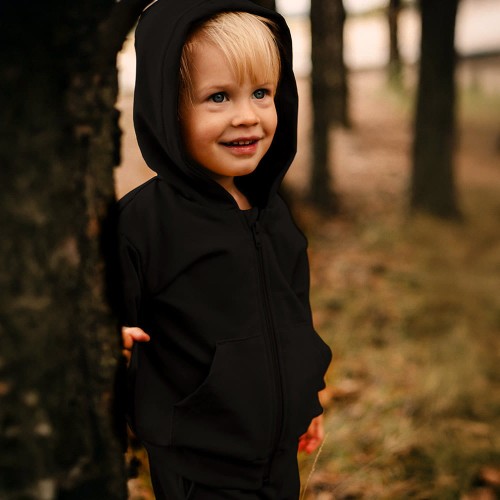 Schwarzes Kapuzen-Sweatshirt mit Reißverschluss – Kollektion Simply Comfy