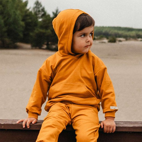 Honigfarbener Känguru-Kapuzenpullover – Kollektion Simply Comfy