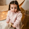 Kurtka merino różowa rosnąca z dzieckiem