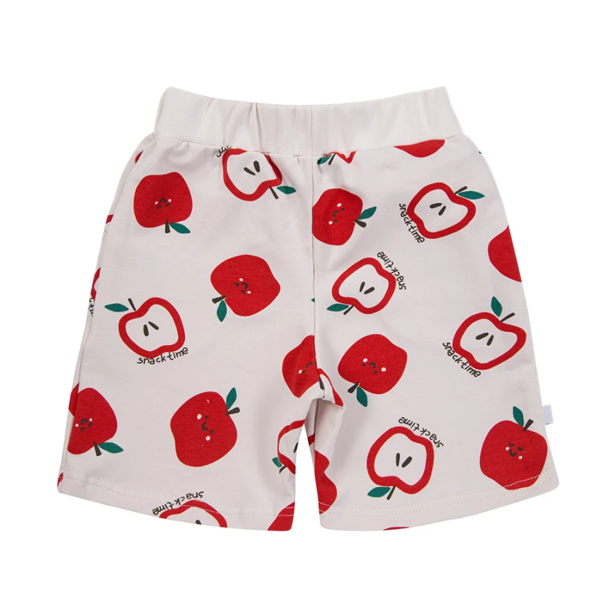 Ecrufarbene Sweatshorts mit Apfelmuster
