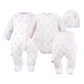 Baby-Set: Body, Strampelhose, Mütze und weißer Strampler mit blauen Ballons