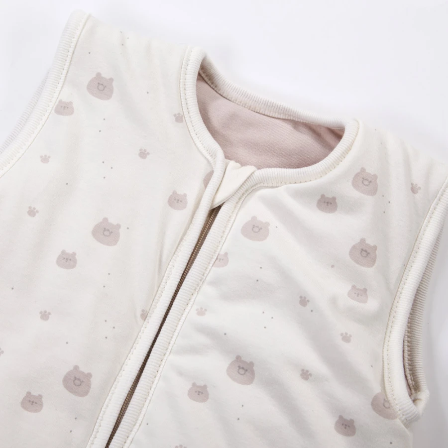 Ecrufarbener Baby Schlafsack mit Teddybären 0,5 TOG