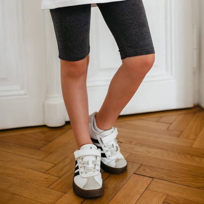 Graphitfarbene Basic-Radlerhose für Kinder