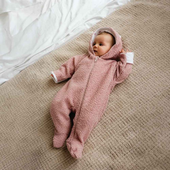 Baby-Teddyfleece-Kombinezon mit Blumenfutter