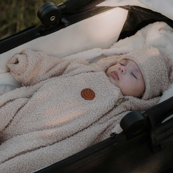 Beiger Babyoverall aus Teddyfleece