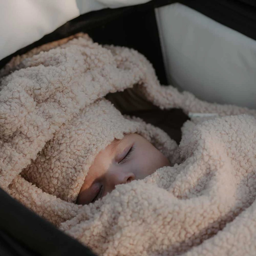 Beige Baby-Bindemütze aus Teddy-Stoff