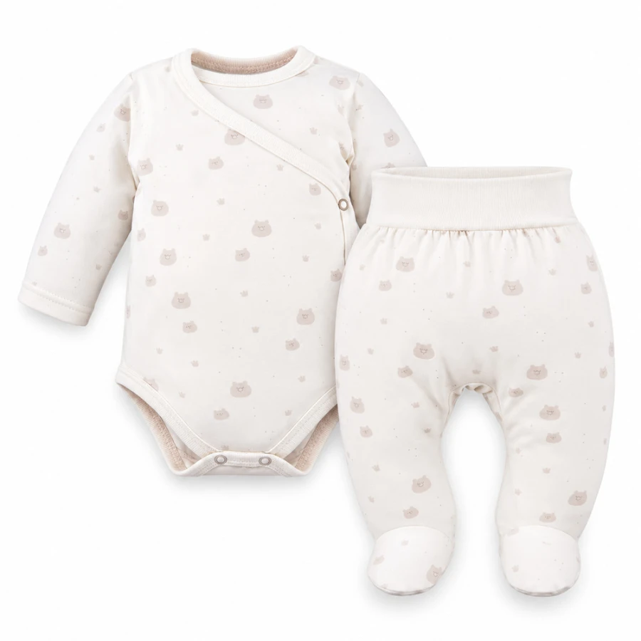 Baby-Set Petite – ecrufarbener Wickelbody und Strampelhose mit Bärenmuster