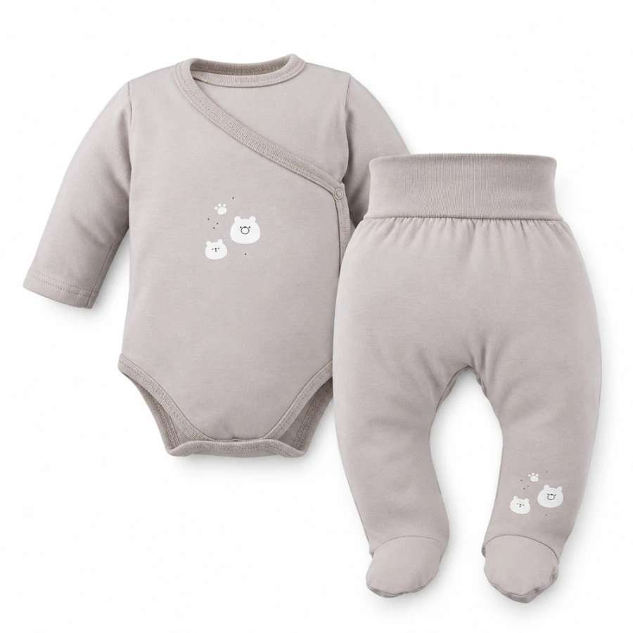Baby-Set Petite – beiger Wickelbody und Strampelhose mit Teddybärenmotiv