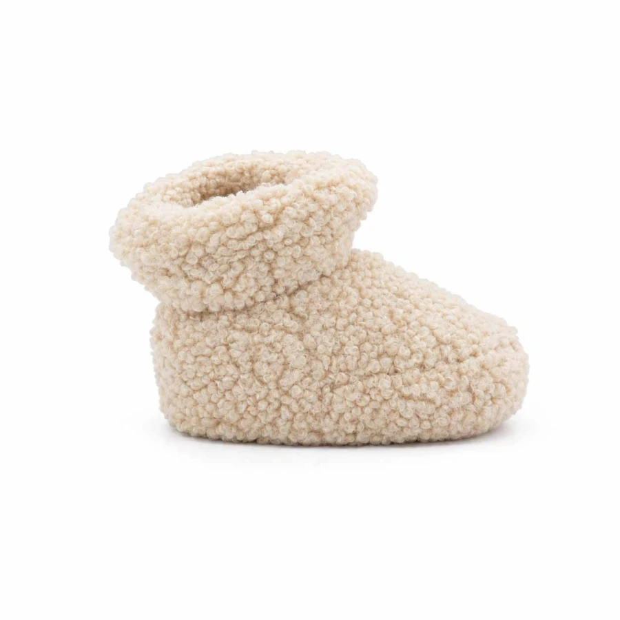 Beige Babyschühchen aus Teddyfleece