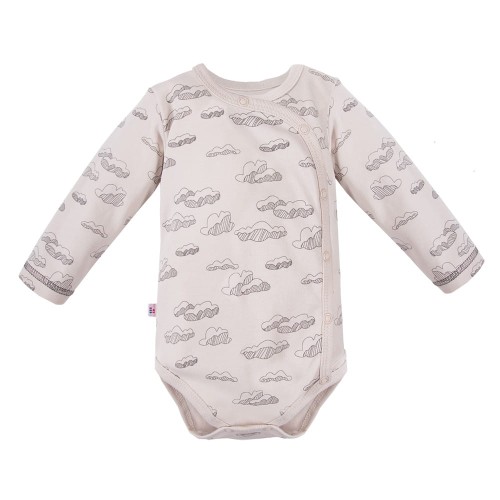 Beigefarbener Baby-Body mit Wolkenmuster