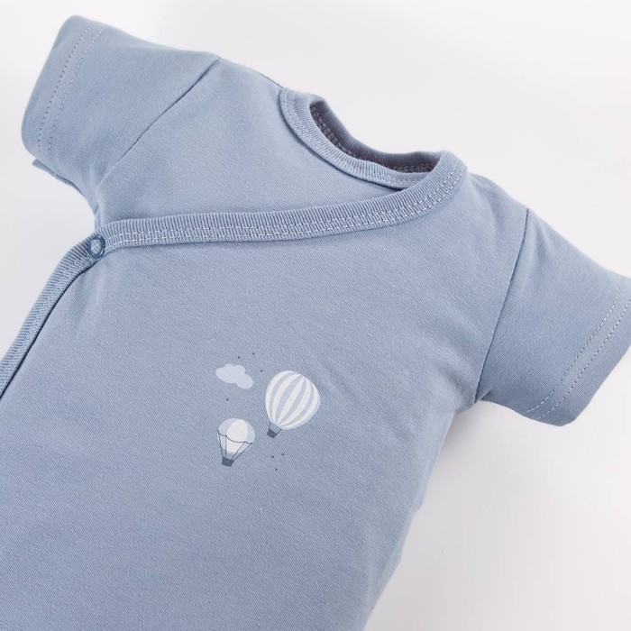 Blauer Babybody mit Wickelbody und Ballonmotiv