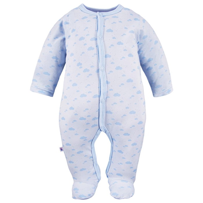 Blauer Baby-Strampler mit Wolkenmotiv