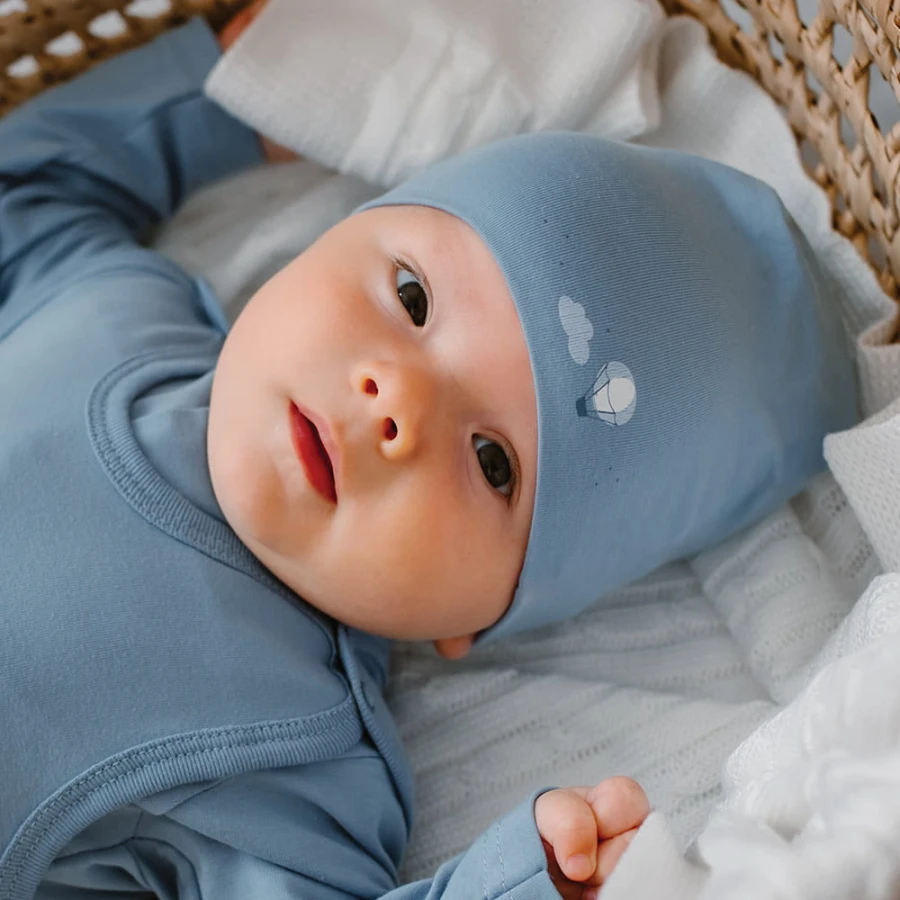 Blaue Kinder Mütze mit Ballonmotiv