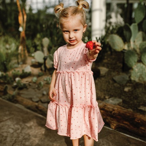 Kleid für Kinder mit Puffärmeln und Erdbeermuster, rosa