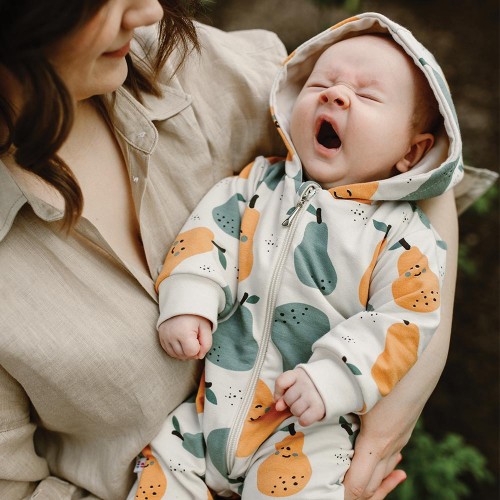 Ecru pramsuit with pear print