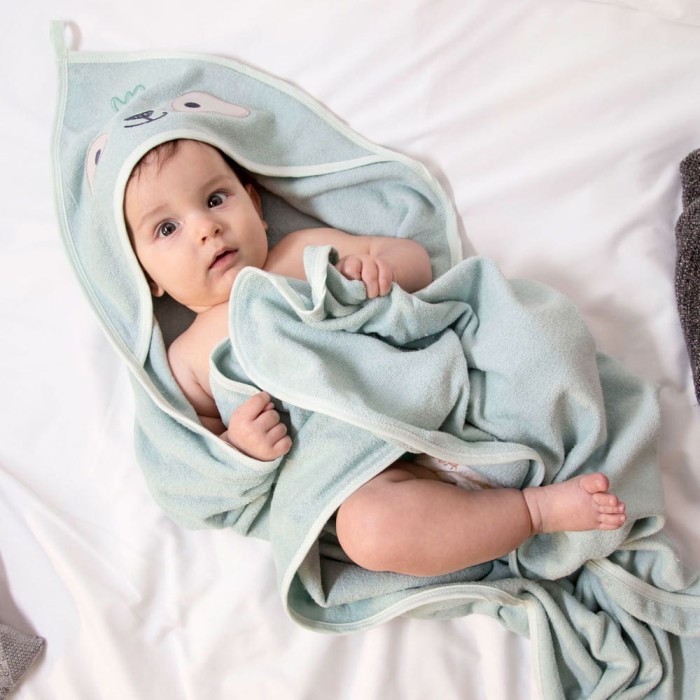 Baby-Kapuzenhandtuch in Mint mit Faultier 100x100